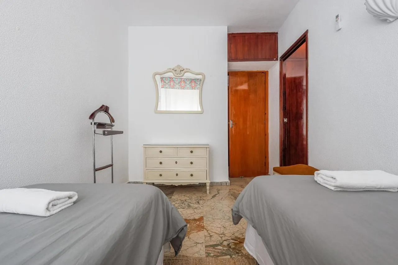Puerta De Carmona Apartment Seville Spain