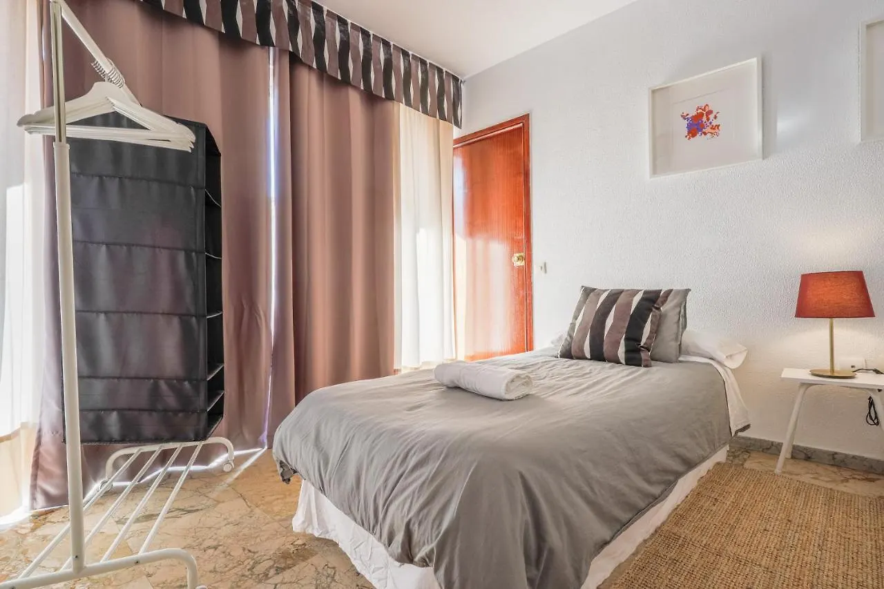 Puerta De Carmona Apartment Seville