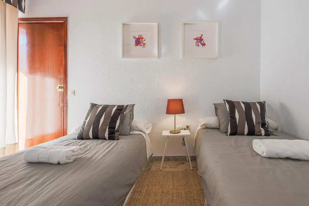 Puerta De Carmona Apartment Seville